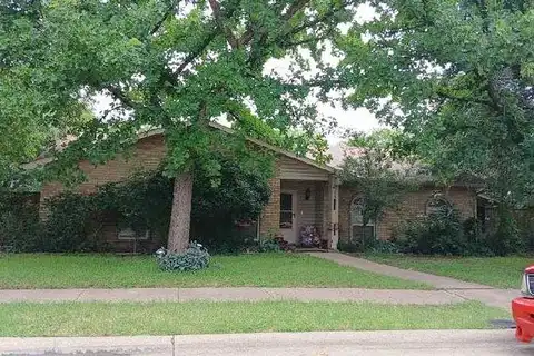 Butterfield, GRAND PRAIRIE, TX 75052