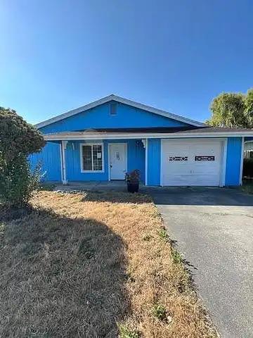 Jenny, FORTUNA, CA 95540