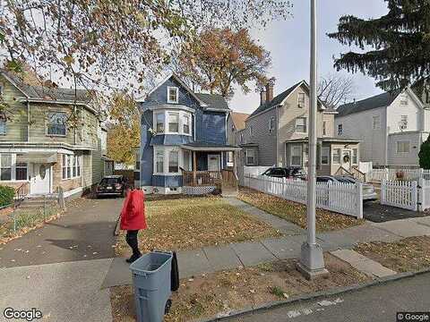 William, EAST ORANGE, NJ 07017