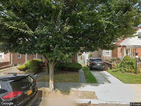 131St Avenue, Queens, NY 11422