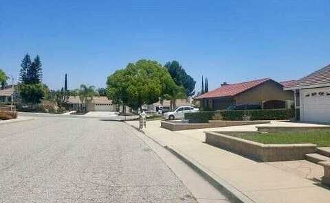 Leafwood, MORENO VALLEY, CA 92555