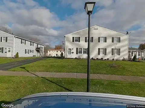 Lexington Ave Nw, WARREN, OH 44485