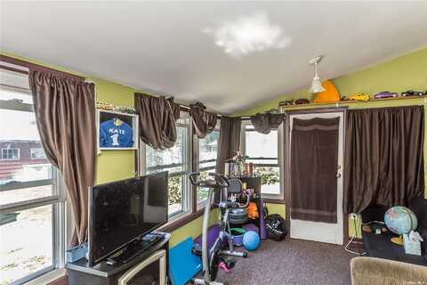 Verity, BALDWIN, NY 11510