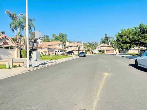 Belt, HIGHLAND, CA 92346