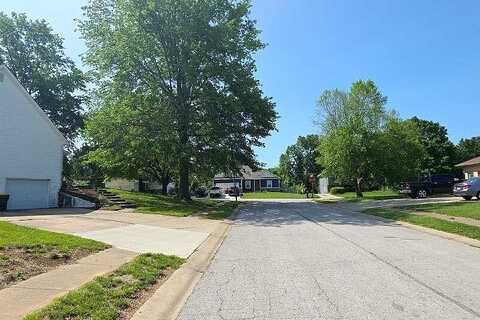 Springwood, BLUE SPRINGS, MO 64015