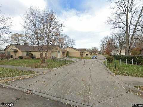 Cristina, ROSEVILLE, MI 48066