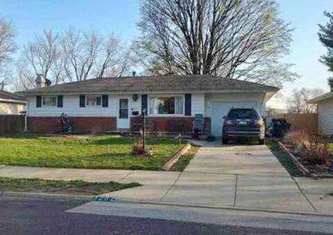 Birkshire Drive, Peoria, IL 61614