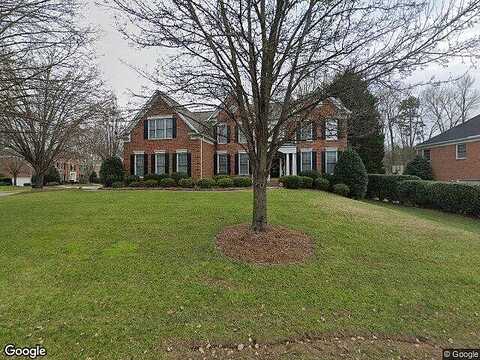 Mattia, CHARLOTTE, NC 28270