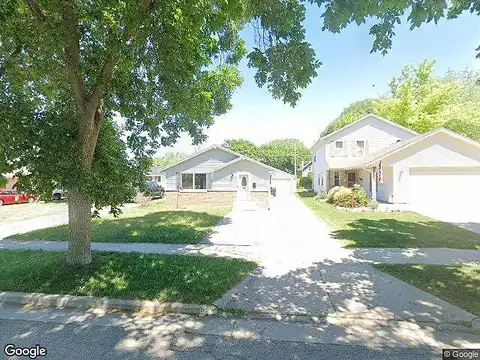 Coolidge, WAUKESHA, WI 53186