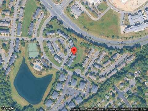 Nadia, WOODBRIDGE, VA 22193