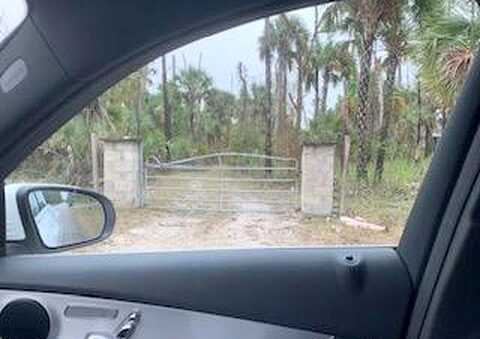 Se 14Th Avenue, Naples, FL 34117