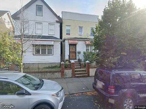 104Th, CORONA, NY 11368