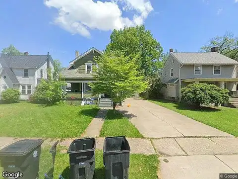 Oak Knoll Avenue Southeast, Warren, OH 44004