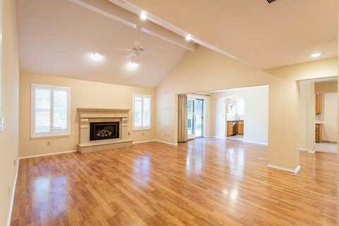 Boulder Creek, STOCKTON, CA 95219