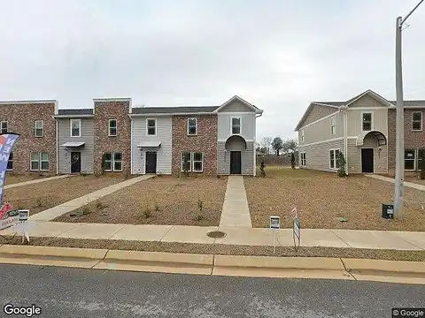 Village Oak, MILTON, FL 32571