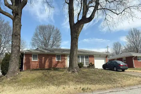Briarwood, BELLEVILLE, IL 62223