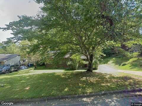 Tipperary, ASHEVILLE, NC 28806