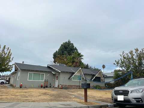 Penelope, BAKERSFIELD, CA 93304