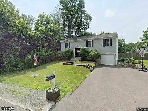 Knotty Oak, COVENTRY, RI 02816