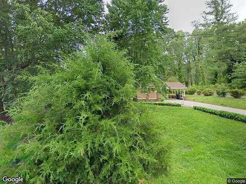 Williamsburg, WINSTON SALEM, NC 27106