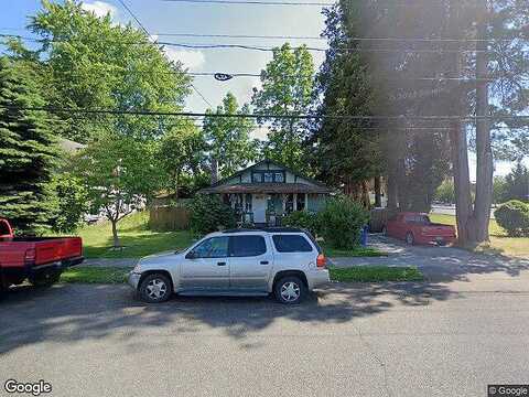 Main, PUYALLUP, WA 98371