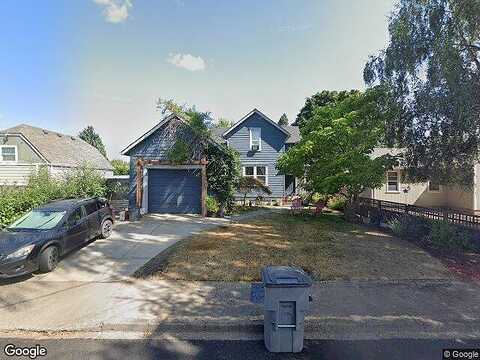 10Th, MCMINNVILLE, OR 97128