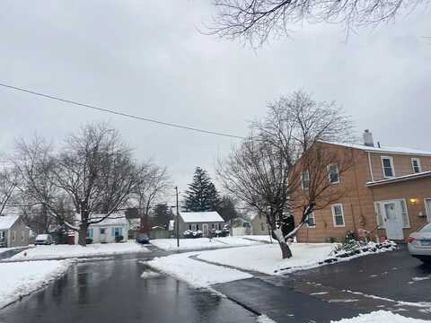 Hollister, EAST HARTFORD, CT 06118