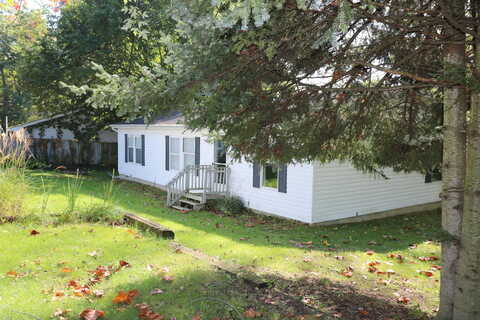 Adams, EAU CLAIRE, MI 49111