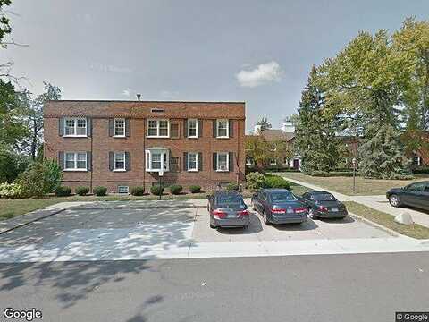 Glenmoor, EAST LANSING, MI 48823