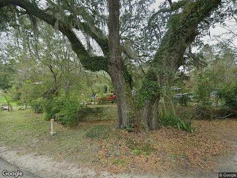 Davis, LACOMBE, LA 70445