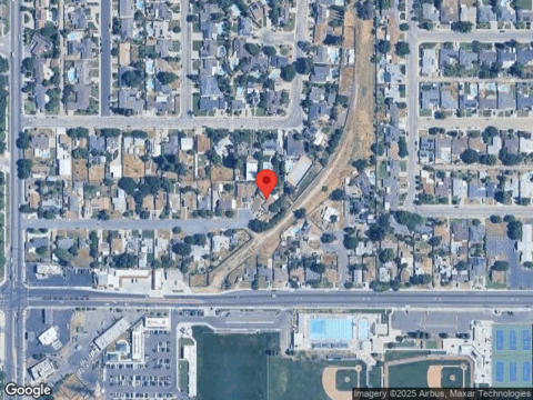 Palm, REEDLEY, CA 93654