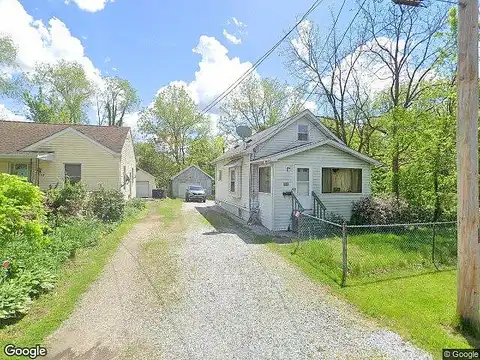 Flora, AKRON, OH 44314