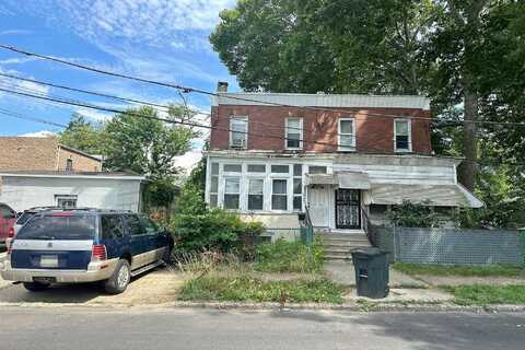 Chelwynde, PHILADELPHIA, PA 19153