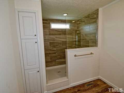 Boswell, KENLY, NC 27542