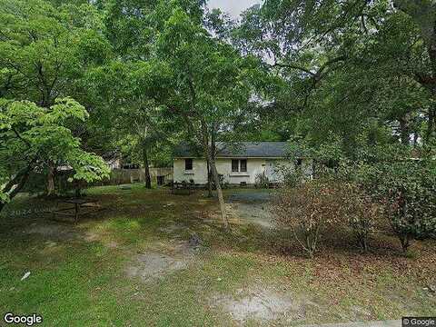 Pine, LAURINBURG, NC 28352