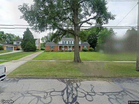 Woodland, BEACHWOOD, OH 44122