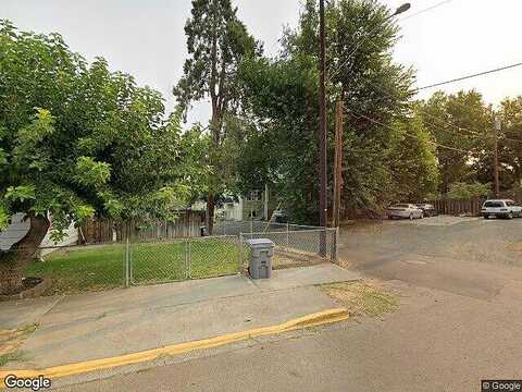 7Th, THE DALLES, OR 97058