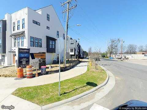 S Tryon Street #21, Charlotte, NC 28217