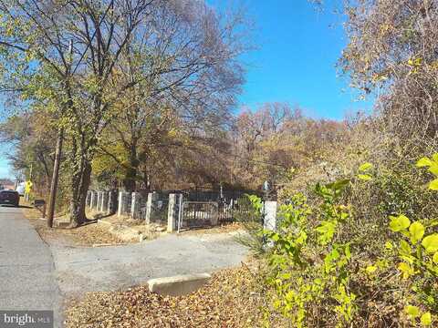 Bock, OXON HILL, MD 20745