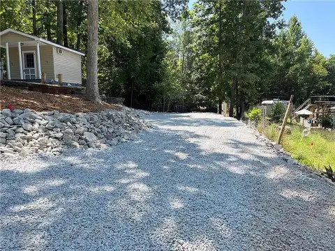 Kinston Loop Dr, Westminster, SC 29693