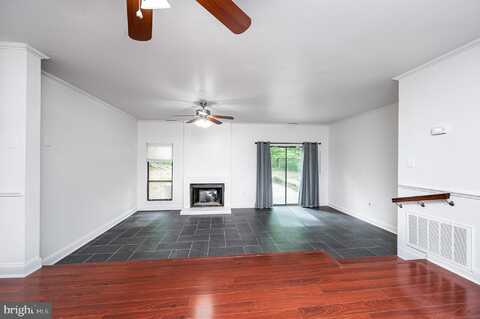 Briar Patch, MIDLOTHIAN, VA 23113