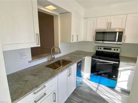 Greenlaw, VIRGINIA BEACH, VA 23464