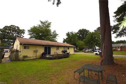 Pine Hill, CHESAPEAKE, VA 23321