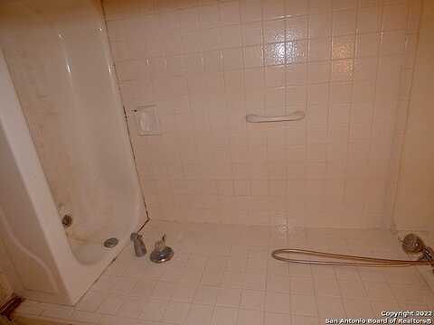 Colton, SAN ANTONIO, TX 78247