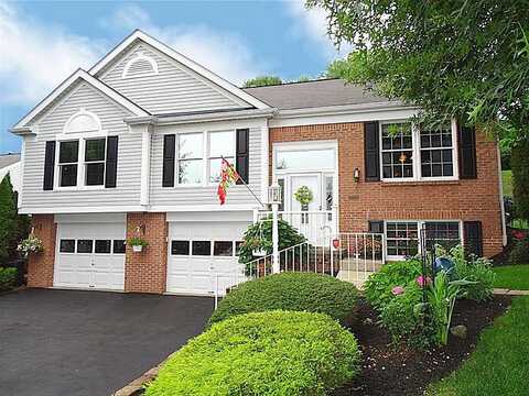Meadowbrook, CANONSBURG, PA 15317
