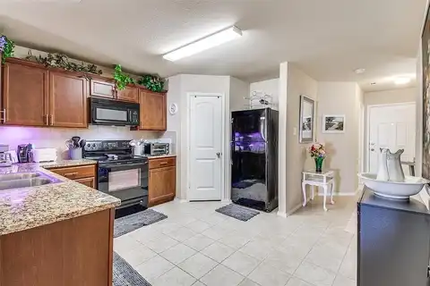Triston, ANNA, TX 75409
