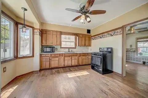 Schauer, MILWAUKEE, WI 53219