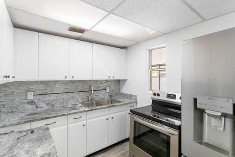 90Th, SEMINOLE, FL 33777