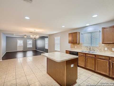 Oakwood, SAN ANTONIO, TX 78254