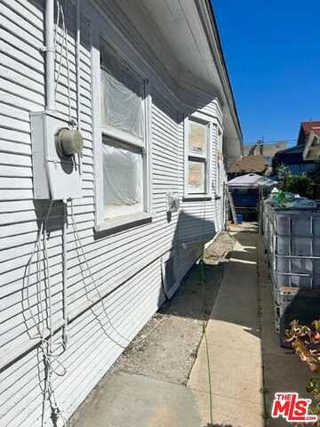 41St, LOS ANGELES, CA 90037